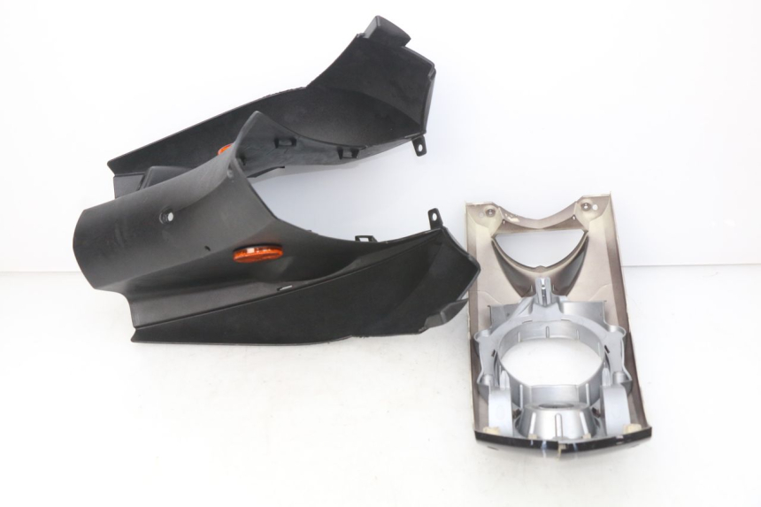 photo de COMPLETA CARENATURA PEUGEOT LUDIX 50 (2008 - 2017) - Primo piano tecnico