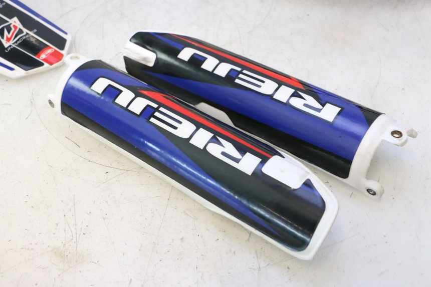 photo de COMPLETA CARENATURA RIEJU MRT PRO SUPERMOTARD 50 (2007 - 2018) - Dettaglio del componente