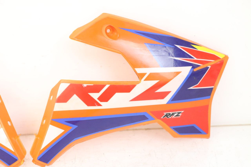 photo de CARROZZERIA CARENA COMPLETA APOLLO RFZ 125 - Zoom sullo stato d'uso