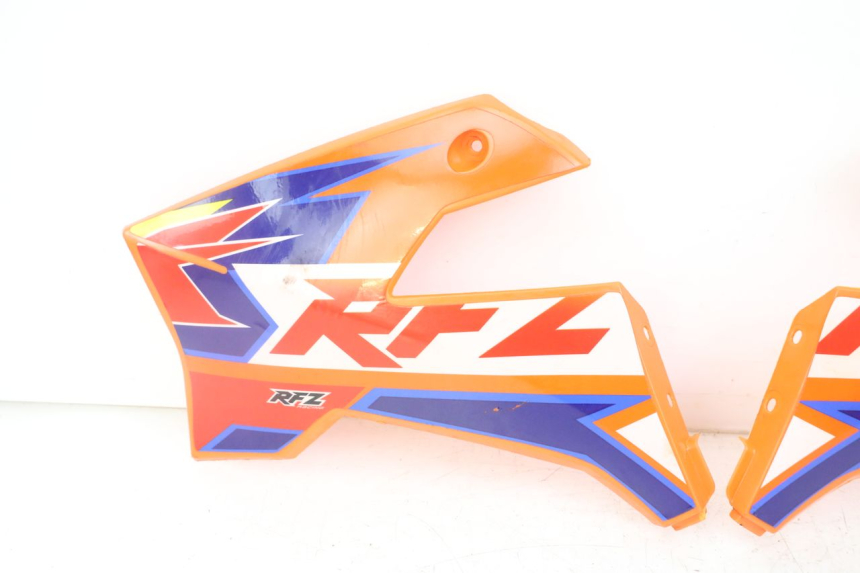 photo de CARROZZERIA CARENA COMPLETA APOLLO RFZ 125 - Altra angolazione