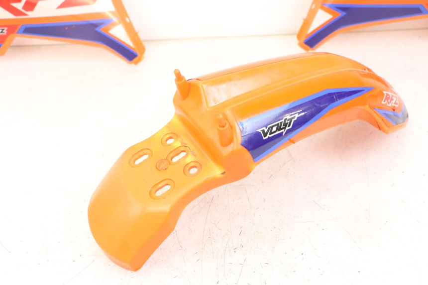 photo de CARROZZERIA CARENA COMPLETA APOLLO RFZ 125 - Dettagli dei punti di fissaggio