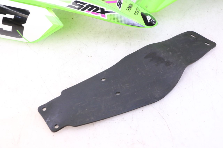 photo de CARROZZERIA CARENA COMPLETA APOLLO RFZ 125 - Angolazione alternativa