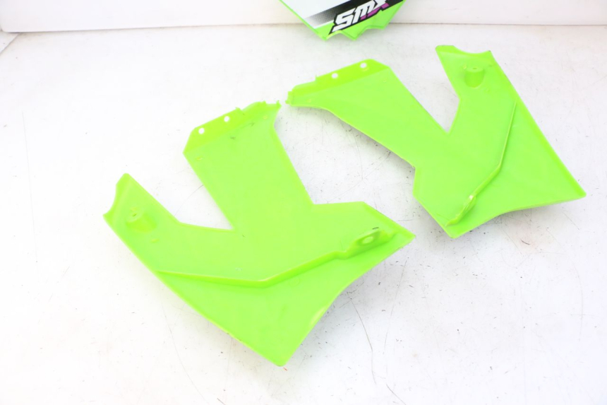 photo de CARROZZERIA CARENA COMPLETA APOLLO RFZ 125 - Altra angolazione