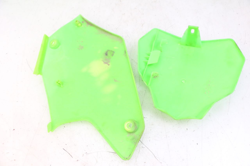 photo de CARROZZERIA CARENA COMPLETA APOLLO RXF 125 - Dettagli dei punti di fissaggio