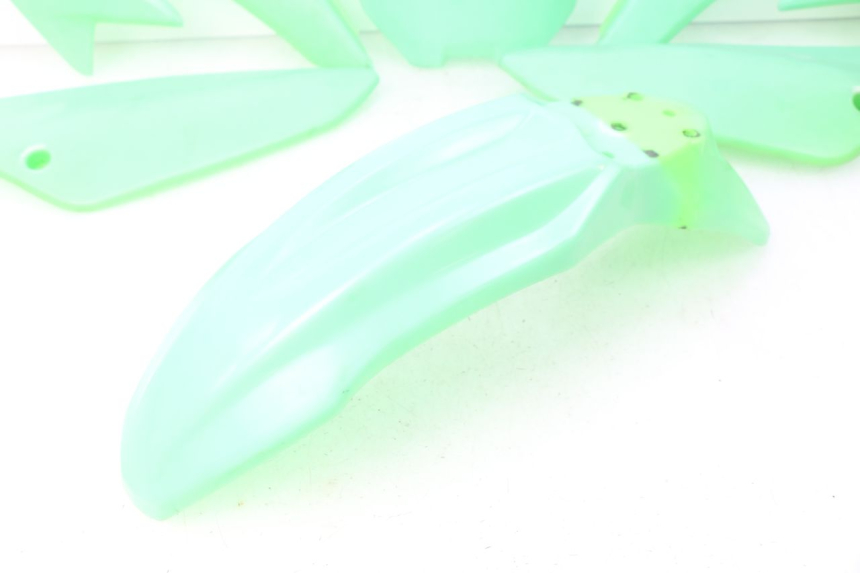 photo de CARROZZERIA CARENA COMPLETA NITRO MOTORS THUNDER 125 - Stato della superficie e materiale