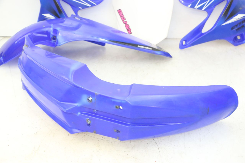 photo de CARROZZERIA CARENA COMPLETA YAMAHA YZ 125 (1998 - 2005) - Primo piano tecnico