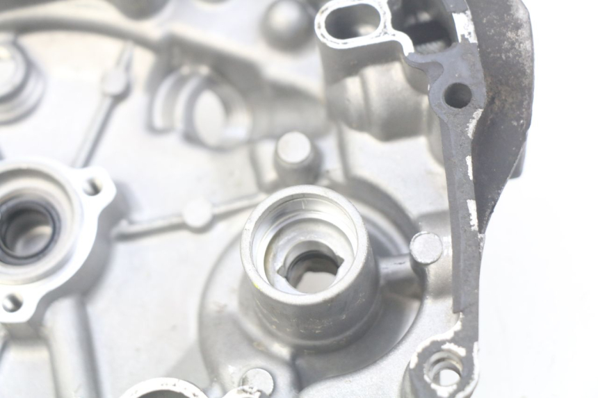 photo de CARTER ACCENSIONE HONDA FES PANTHEON 125 (2003 - 2007) - Zoom sullo stato d'uso