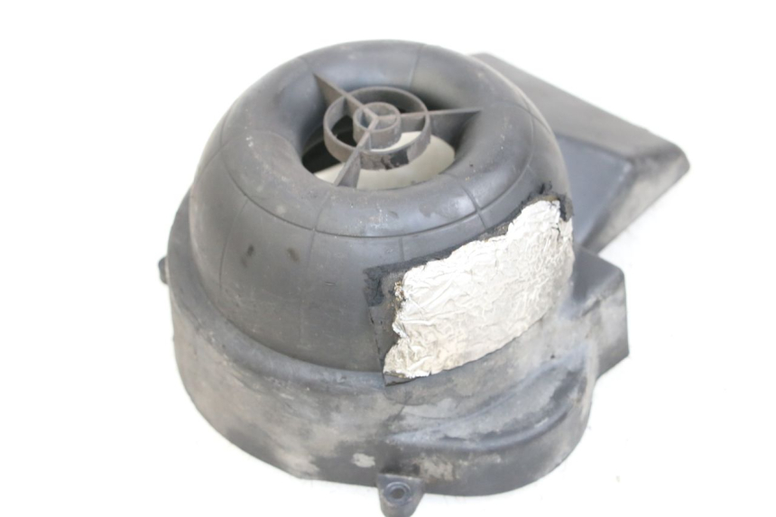 photo de COPERCHIO ACCENSIONE PIAGGIO NEW TYPHOON 50 (2018 - 2021) - Primo piano tecnico