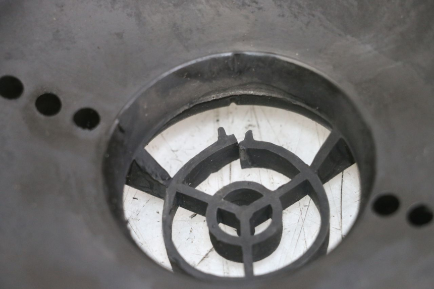 photo de CARTER ACCENSIONE PIAGGIO LIBERTY IGET 4T 50 (2021 - 2025) - Zoom sullo stato d'uso