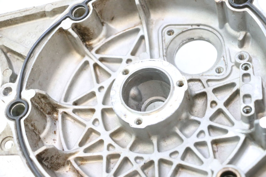 photo de CARTER ACCENSIONE YAMAHA WAVE RUNNER GP R 1200 (2000 - 2003) - Stato della superficie e materiale
