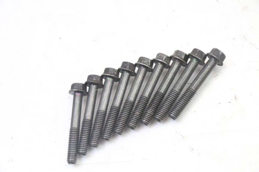 photo de CARTER ALLUMAGE YAMAHA XMAX X-MAX 125 (2006 - 2009) - Dettagli dei punti di fissaggio