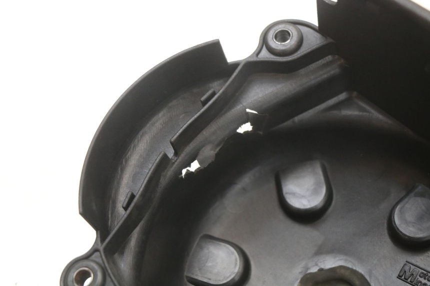 photo de CARTER ACCENSIONE YAMAHA YP MAJESTY 125 (2002 - 2006) - Dettagli dei punti di fissaggio