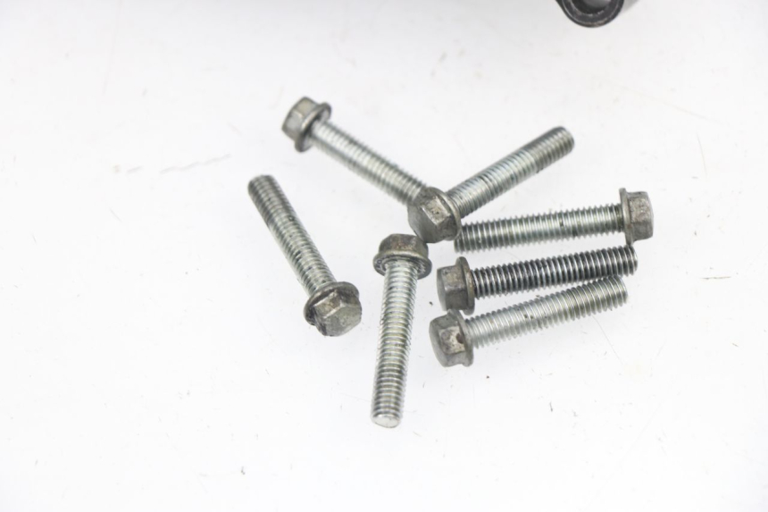 photo de CARTER ACCENSIONE YAMAHA YZF YZ-F 450 (2006 - 2009) - Stato della superficie e materiale