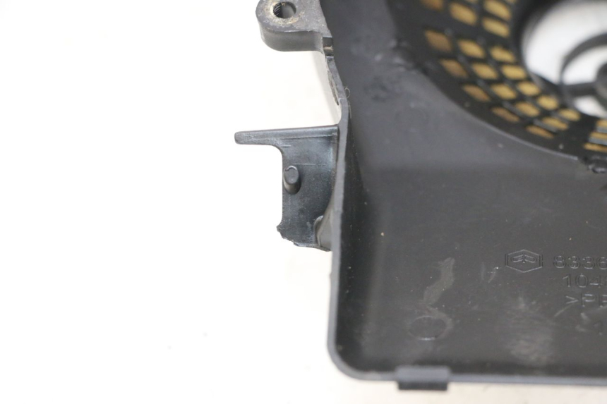 photo de COPERCHIO ACCENSIONE PIAGGIO ZIP 2T 50 (2009 - 2019) - Dettaglio del componente