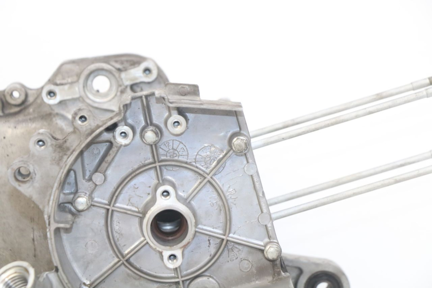 photo de CARTER BAS MOTEUR KYMCO AGILITY 16+ 4T 50 (2018 - 2023) - Altra vista dell'articolo