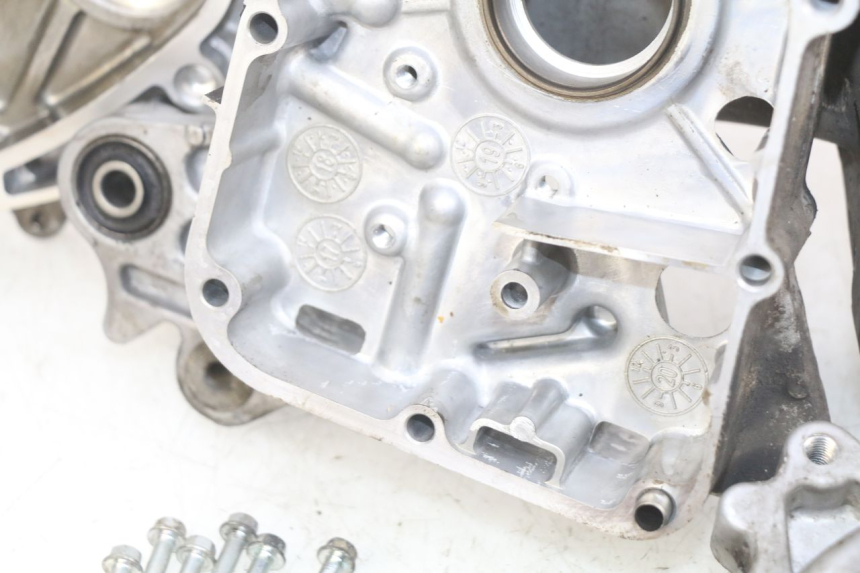 photo de CARTER BAS MOTEUR KYMCO AGILITY 16+ 4T 50 (2018 - 2023) - Panoramica del profilo