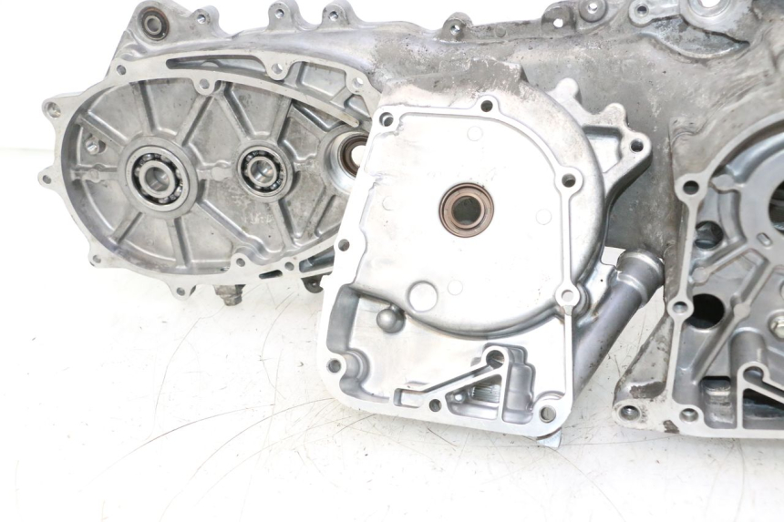 photo de CARTER BAS MOTEUR KYMCO AGILITY 16+ 4T 50 (2018 - 2023) - Caratteristiche distintive