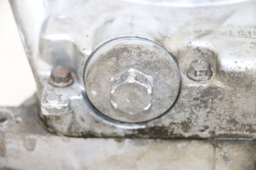 photo de CARTER BAS MOTEUR KYMCO AGILITY 4T 50 (2005 - 2018) - Foto prodotto supplementare