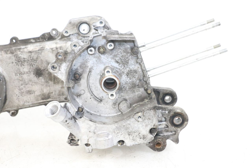 photo de CARTER BAS MOTEUR KYMCO AGILITY 4T 50 (2005 - 2018) - Ispezione visiva dettagliata