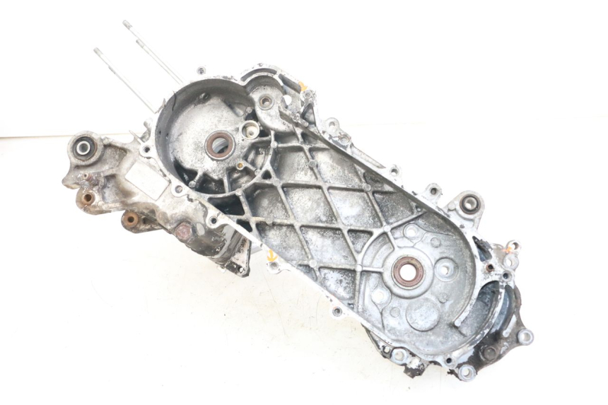 photo de CARTER BAS MOTEUR KYMCO AGILITY 4T 50 (2005 - 2018) - Dettagli dei punti di fissaggio