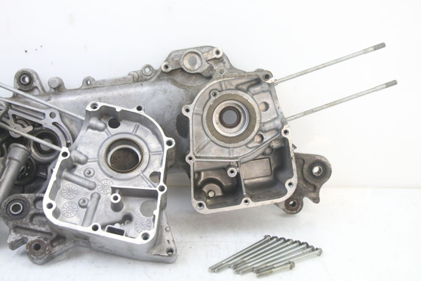 photo de CARTER BAS MOTORE KYMCO AGILITY 4T 50 (2018 - 2022) - Zoom sullo stato d'uso