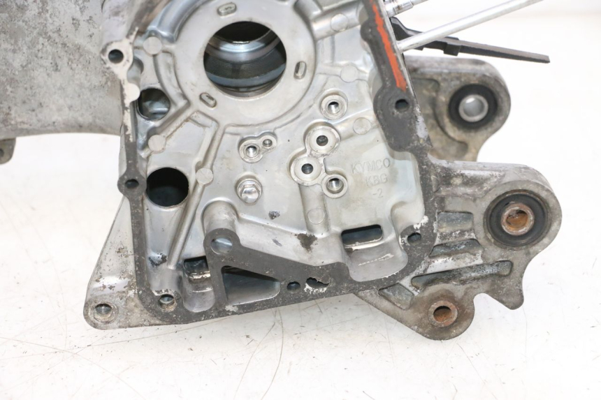 photo de CARTER BAS MOTEUR KYMCO AGILITY 4T 50 (2005 - 2018) - Dettagli dei punti di fissaggio