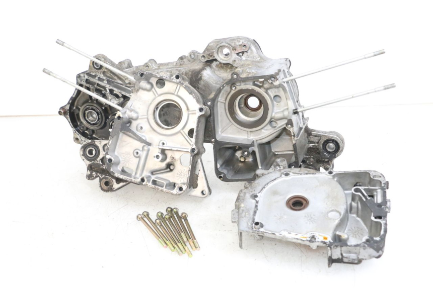 photo de CARTER MOTORE INFERIORE KYMCO AGILITY PREMIUM 50 (2007 - 2010) - Dettaglio del componente