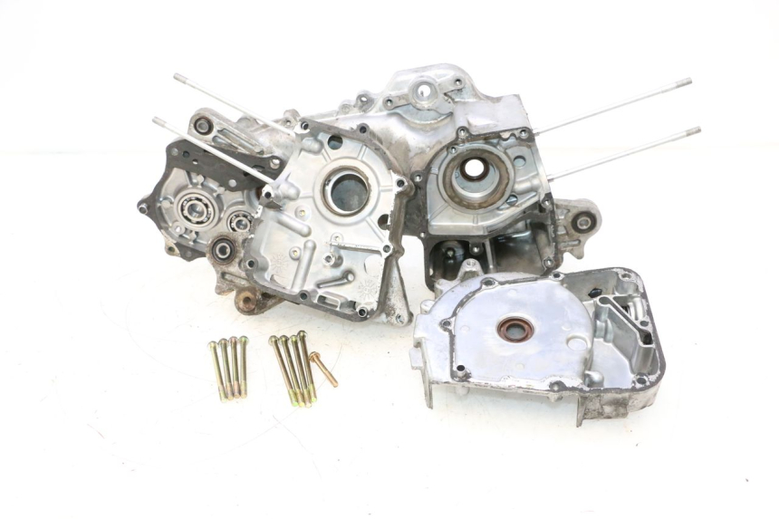 photo de CARTER MOTORE INFERIORE KYMCO AGILITY PREMIUM 50 (2007 - 2010) - Dettaglio del componente