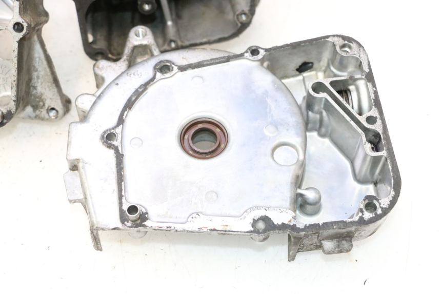 photo de CARTER MOTORE INFERIORE KYMCO AGILITY PREMIUM 50 (2007 - 2010) - Focus sulla struttura
