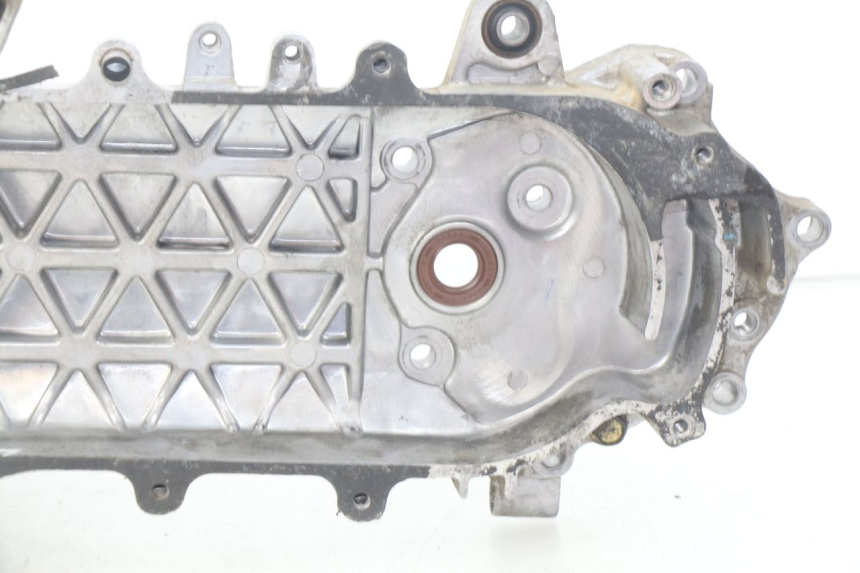 photo de CARTER MOTORE INFERIORE KYMCO AGILITY RS 2T 50 (2009 - 2013) - Vista d'insieme del prodotto