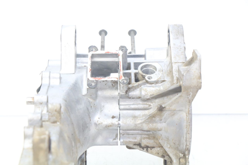 photo de CARTER MOTORE INFERIORE KYMCO AGILITY RS 2T 50 (2009 - 2013) - Stato della superficie e materiale