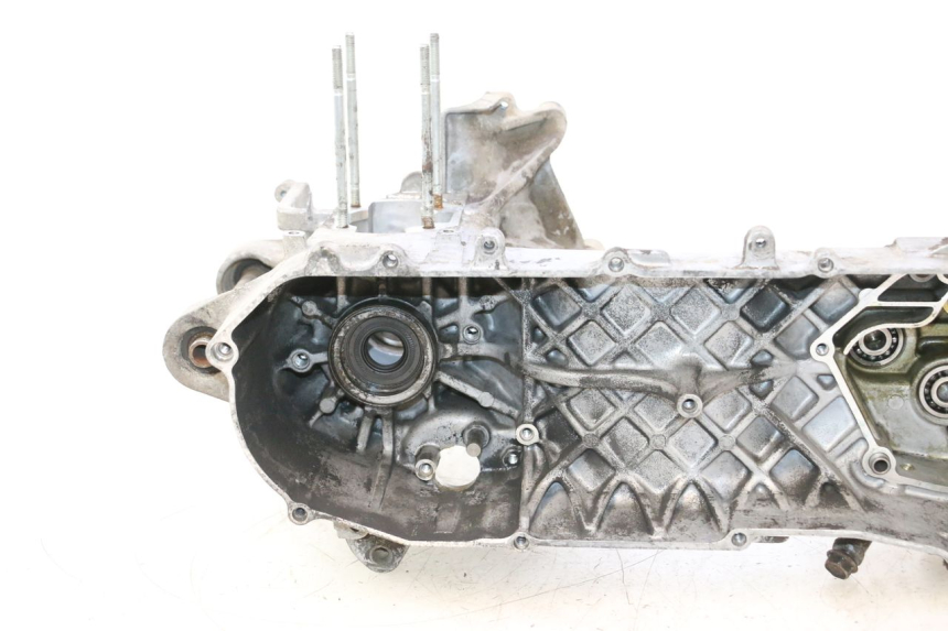 photo de CARTER MOTORE MBK BOOSTER SPIRIT 50 (2004 - 2017) - Zoom sui componenti