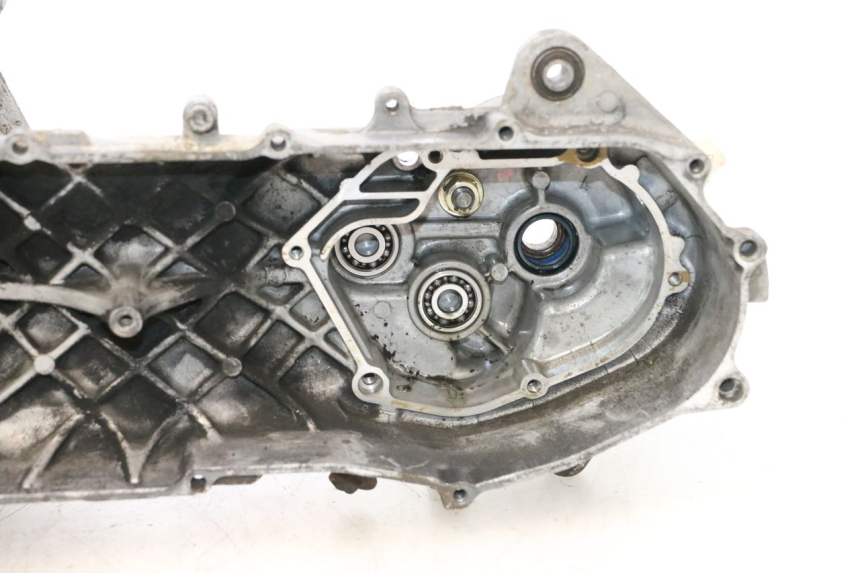 photo de CARTER MOTORE MBK BOOSTER SPIRIT 50 (1999 - 2003) - Ispezione visiva dettagliata