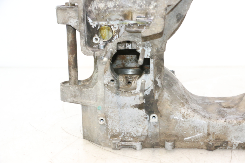 photo de CARTER MOTORE MBK BOOSTER SPIRIT 50 (2004 - 2017) - Panoramica del profilo