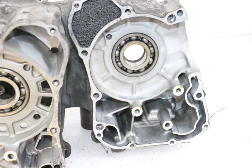 photo de CARTER MOTORE INFERIORE SUZUKI BURGMAN 125 (2007 - 2014) - Ricambio usato controllato