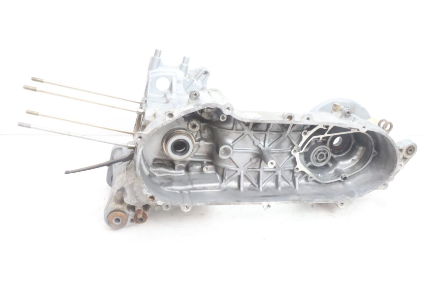 photo de CARTER MOTORE INFERIORE YAMAHA BW'S BWS 125 (2010 - 2013) - Vista principale