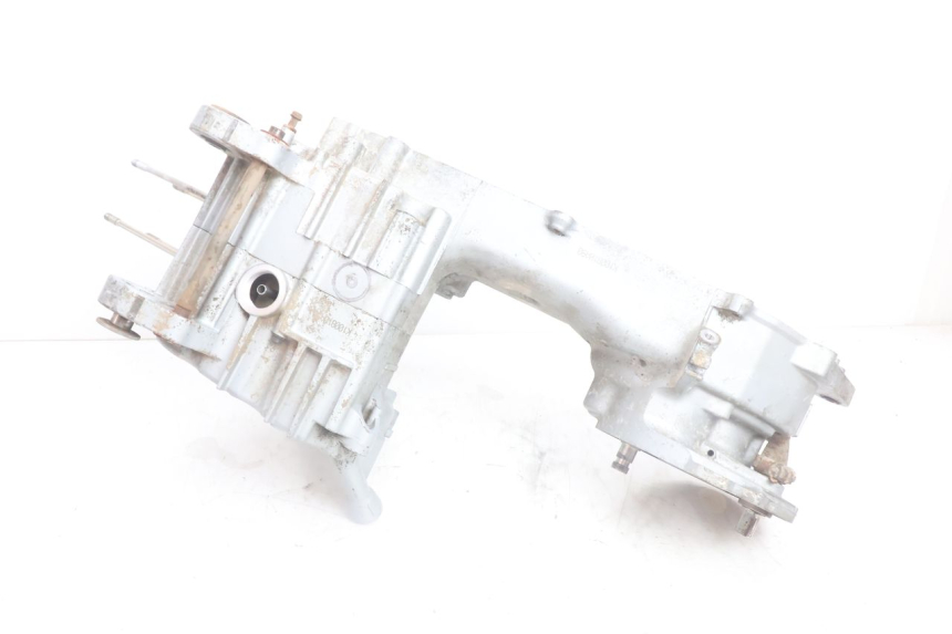 photo de CARTER MOTORE INFERIORE YAMAHA BW'S BWS 125 (2010 - 2013) - Caratteristiche distintive