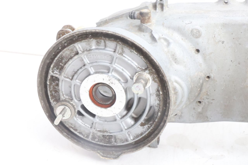 photo de CARTER MOTORE INFERIORE YAMAHA BW'S BWS 125 (2010 - 2013) - Primo piano tecnico