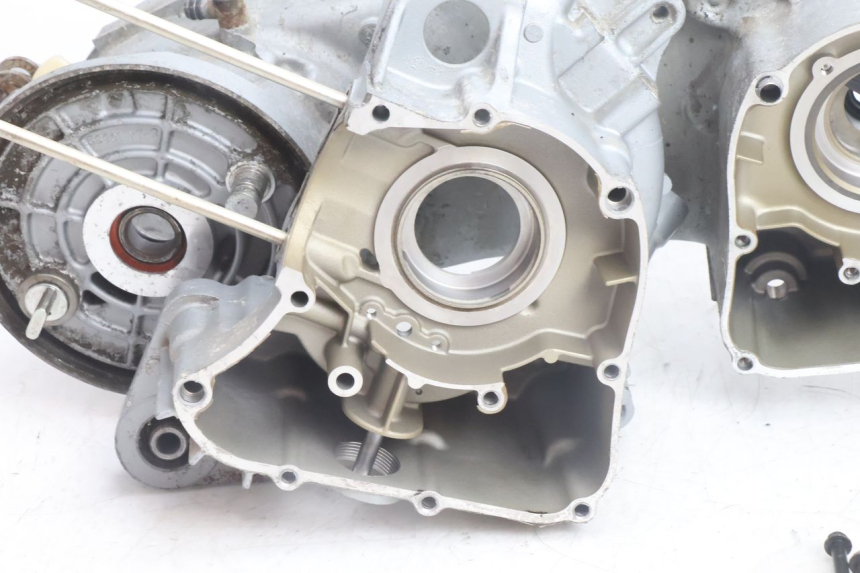 photo de CARTER MOTORE INFERIORE YAMAHA BW'S BWS 125 (2010 - 2013) - Ricambio usato controllato