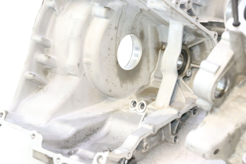 photo de CARTER MOTORE INFERIORE BMW C SPORT 650 (2015 - 2021) - Dettagli dei punti di fissaggio