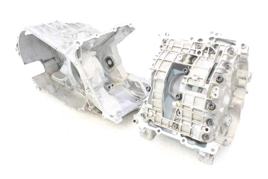 photo de CARTER MOTORE INFERIORE BMW C SPORT 650 (2015 - 2021) - Marcature e riferimenti originali