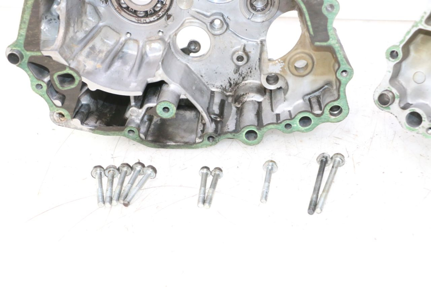 photo de CARTER MOTORE HONDA CB TWO FIFTY 250 (1991 - 2002) - Ricambio usato controllato