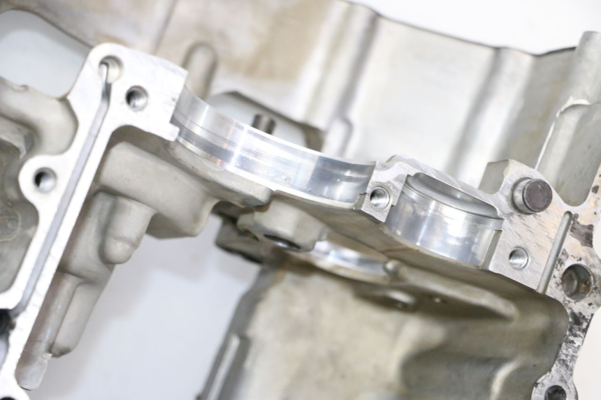 photo de CARTER MOTORE HONDA CBR RR FIREBLADE 900 (1992 - 1994) - Zoom sui componenti