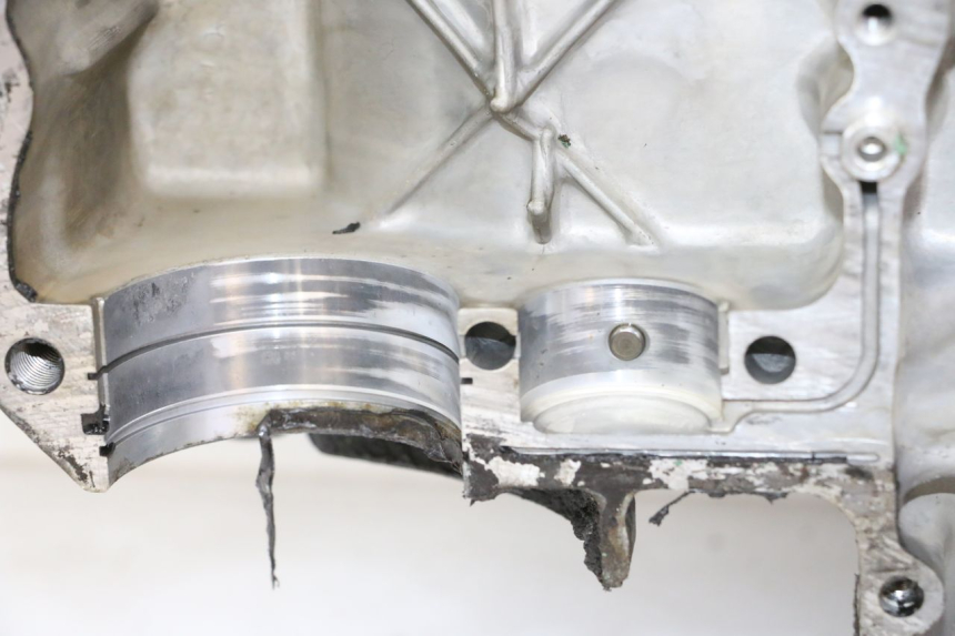 photo de CARTER MOTORE HONDA CBR RR FIREBLADE 900 (1992 - 1994) - Panoramica del profilo