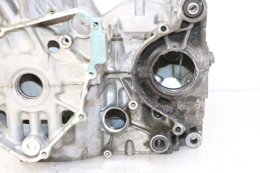 photo de CARTER MOTORE HONDA CBR RR FIREBLADE 900 (1992 - 1994) - Stato della superficie e materiale