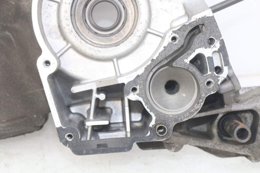 photo de CARTER BAS MOTEUR PEUGEOT CITYSTAR 125 (2011 - 2017) - Angolazione alternativa