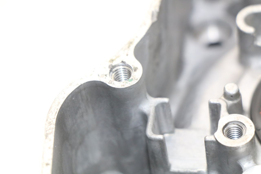 photo de CARTER MOTORE HONDA CRF CR-F 450 (2001 - 2005) - Primo piano tecnico