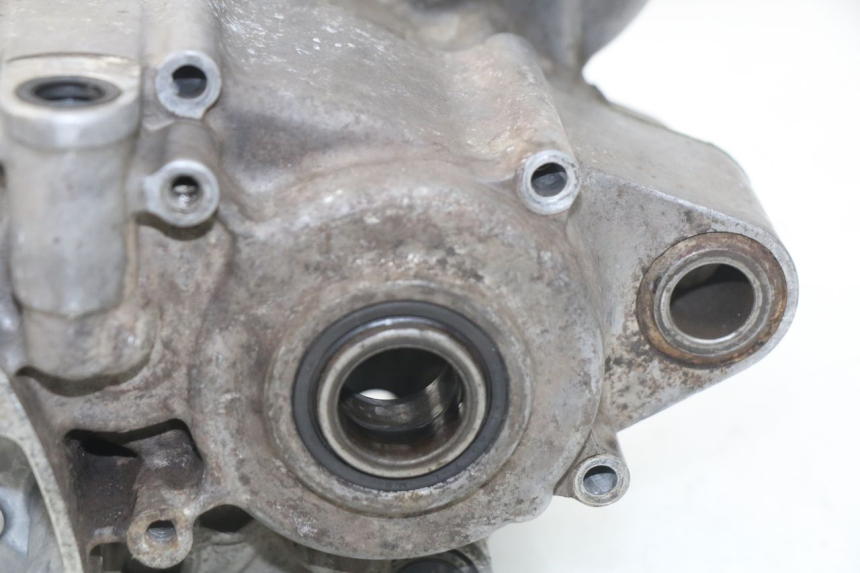 photo de CARTER MOTORE HONDA CRF CR-F 450 (2001 - 2005) - Dettagli dei punti di fissaggio