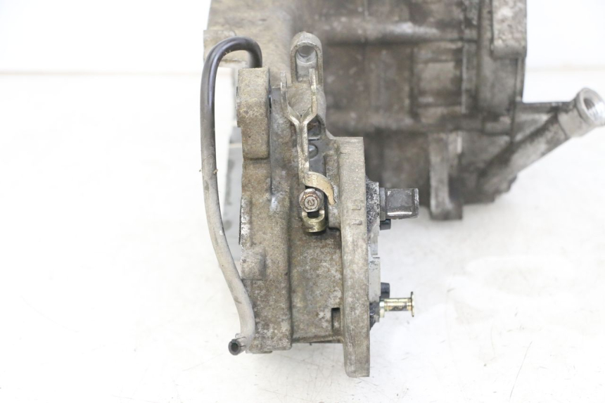 photo de CARTER MOTORE DAELIM BESBI 125 (2007 - 2008) - Primo piano tecnico