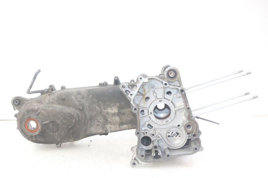 photo de CARTER BAS MOTEUR KYMCO DINK STREET 125 (2009 - 2014) - Caratteristiche distintive